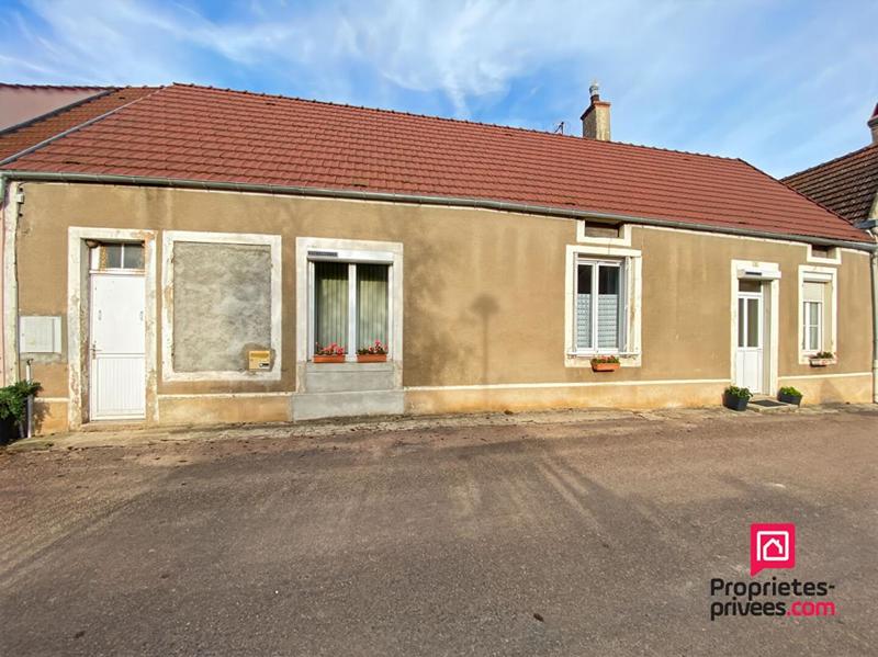 Maison - 90 m² - 3 pièces