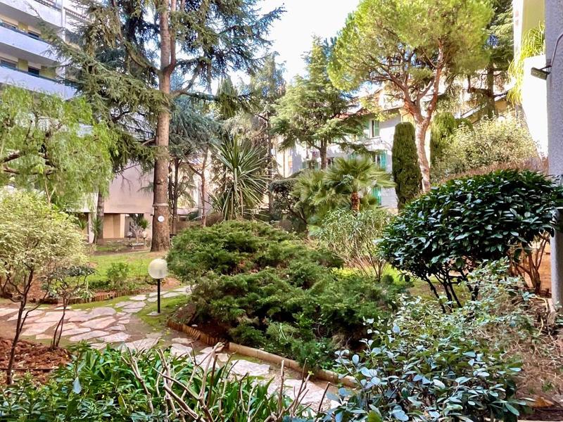 Studio - 28 m² - 1 pièce