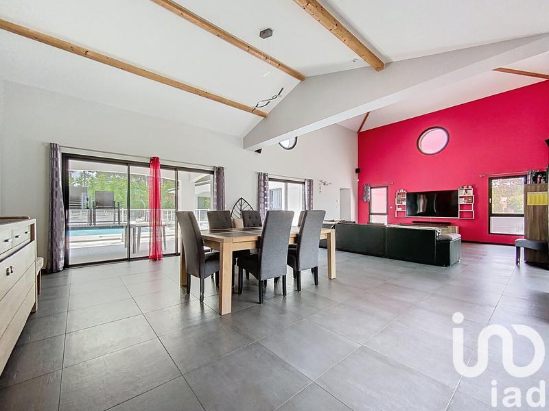 Maison de maîtres - 236 m² - 10 pièces