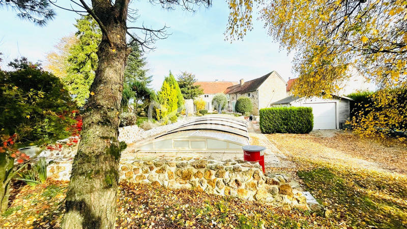 Maison - 261 m² - 8 pièces