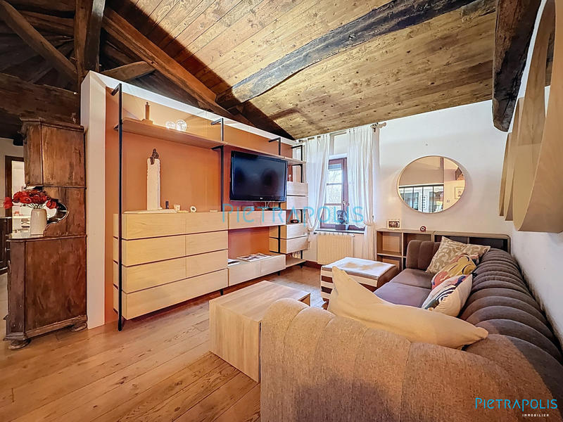 Maison ancienne - 350 m² - 13 pièces