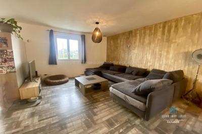 Maison traditionnelle - 171 m² - 7 pièces