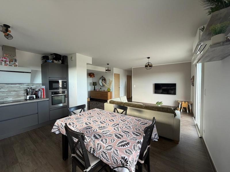 Appartement - 80 m² - 4 pièces