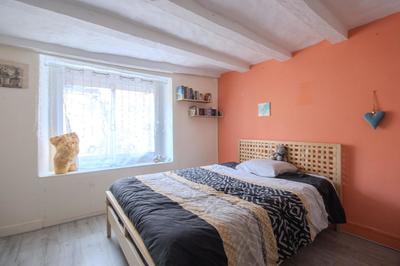 Maison - 90 m² - 6 pièces