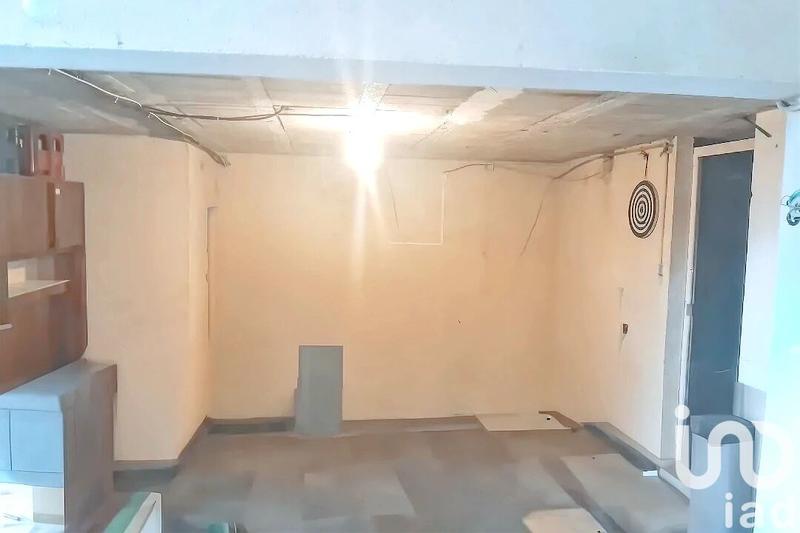 Maison - 230 m² - 7 pièces