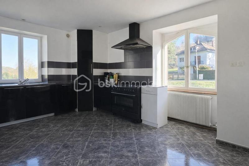 Maison de maîtres - 186 m² - 7 pièces