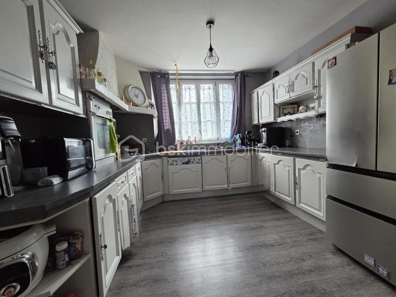 Maison ancienne - 234 m² - 7 pièces