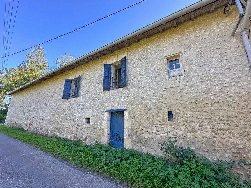 Maison ancienne - 145 m² - 4 pièces
