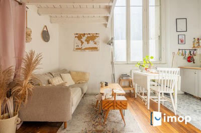 Studio - 30 m² - 2 pièces