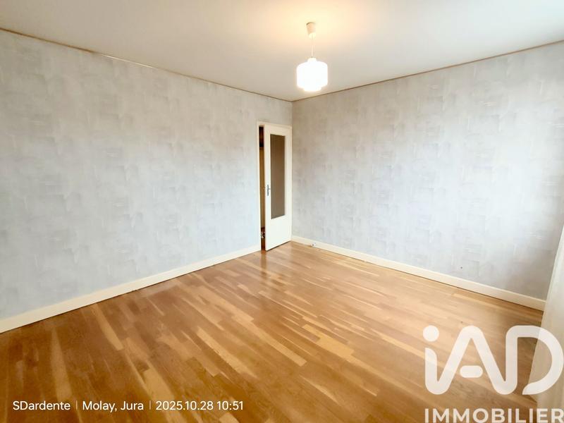 Maison - 97 m² - 5 pièces