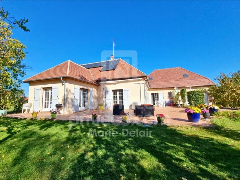 Maison - 188 m² - 7 pièces
