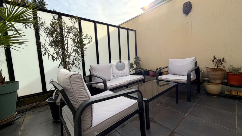 Appartement - 99 m² - 5 pièces