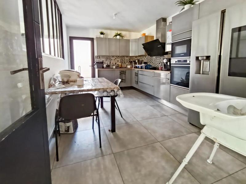 Maison - 157 m² - 7 pièces