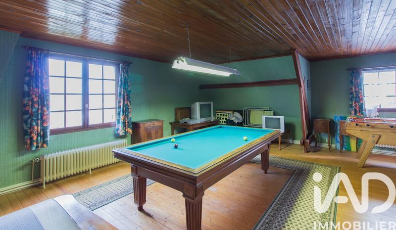 Maison - 208 m² - 9 pièces