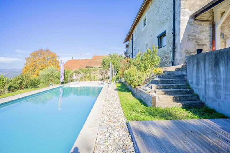 Maison - 190 m² - 7 pièces