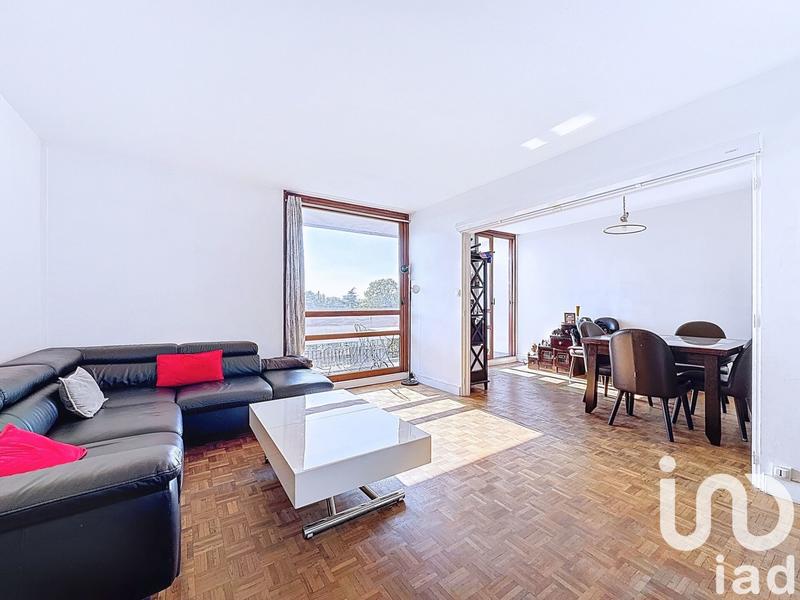 Appartement - 92 m² - 5 pièces