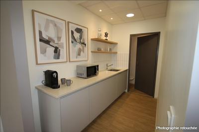 Bureau - 66 m²