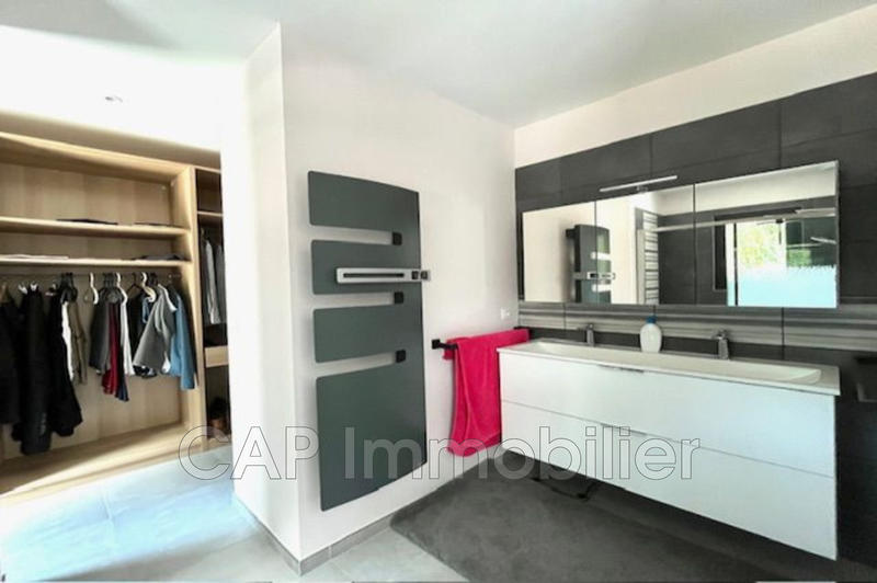 Villa - 145 m² - 5 pièces