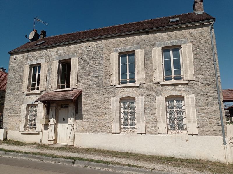 Maison ancienne - 95 m² - 4 pièces