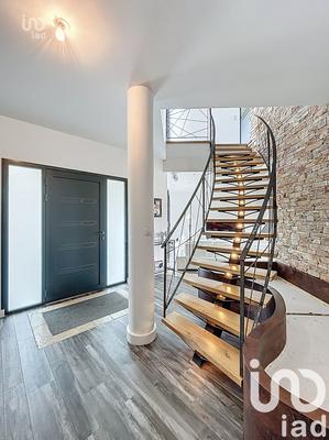 Maison - 162 m² - 6 pièces