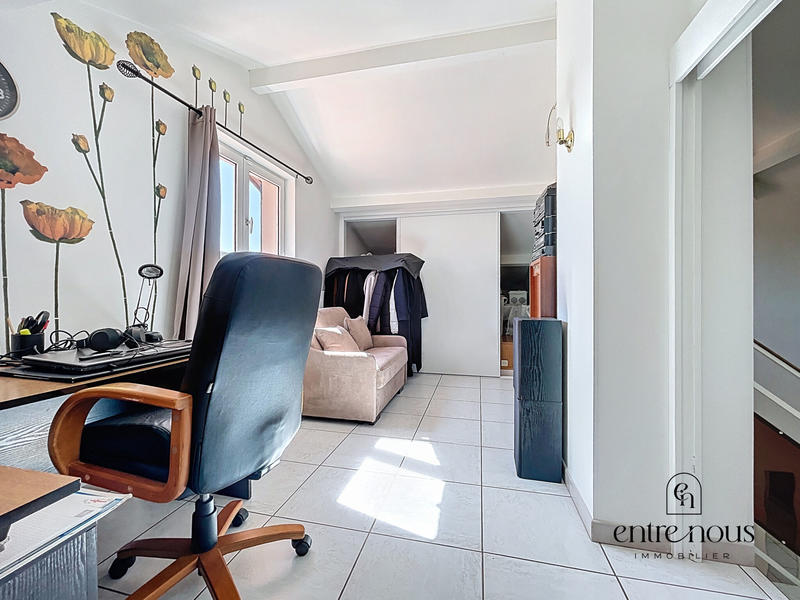 Maison - 133 m² - 6 pièces