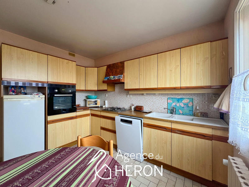 Maison - 92 m² - 5 pièces