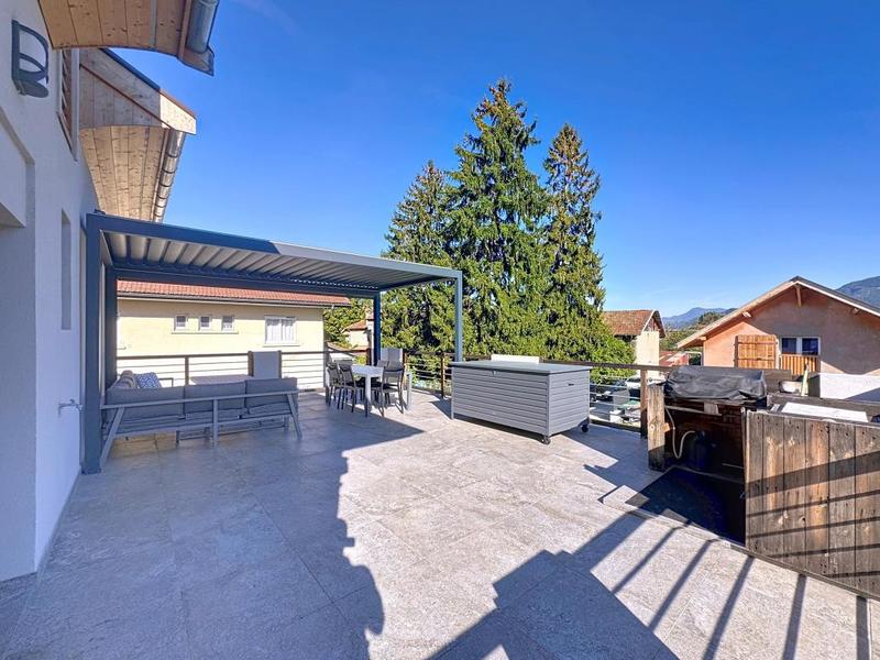 Appartement - 153 m² - 5 pièces