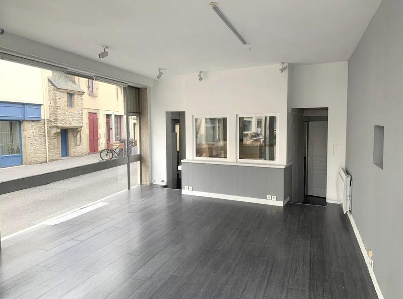 Maison - 194 m² - 13 pièces