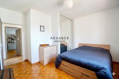 Maison - 170 m² - 5 pièces