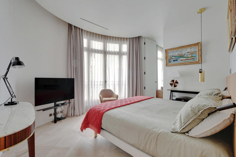 Appartement - 172 m² - 5 pièces