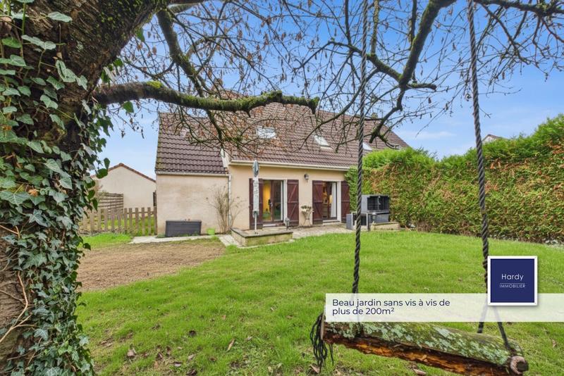 Maison - 97 m² - 6 pièces