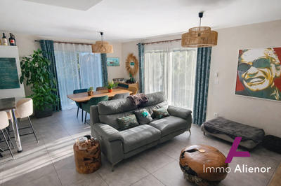 Maison - 91 m² - 4 pièces