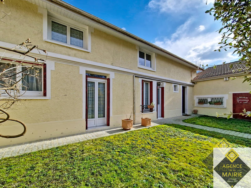 Maison - 143 m² - 6 pièces