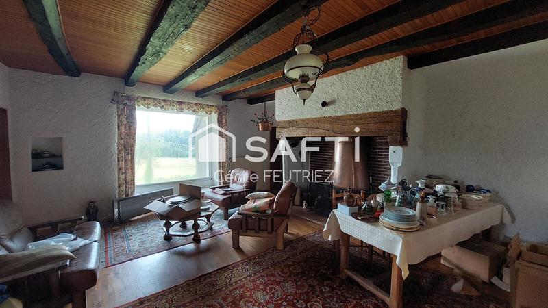 Maison - 270 m² - 8 pièces