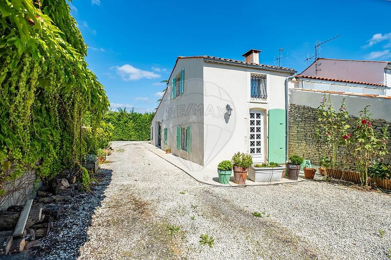 Maison - 121 m² - 5 pièces