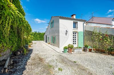 Maison - 121 m² - 5 pièces