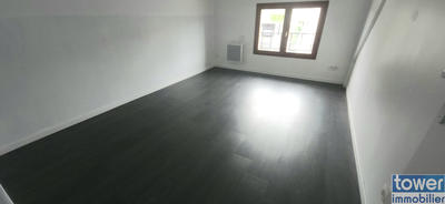 Maison de village - 84 m² - 3 pièces