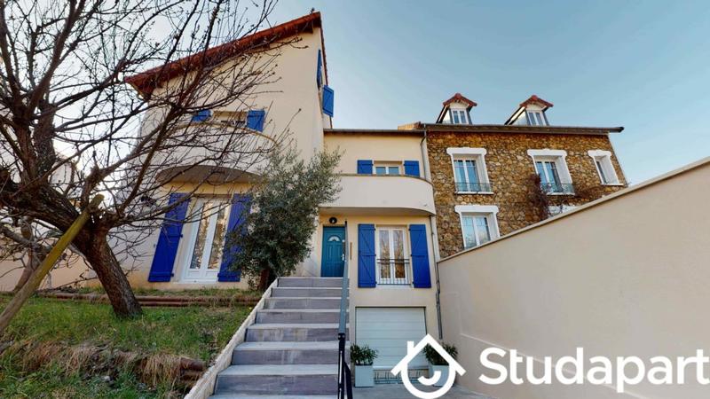 Chambre - 9 m² - 1 pièce