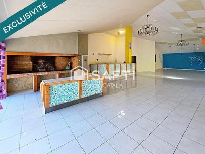 Local commercial - 400 m² - 8 pièces