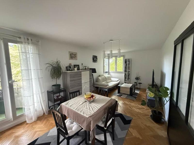 Appartement - 72 m² - 3 pièces