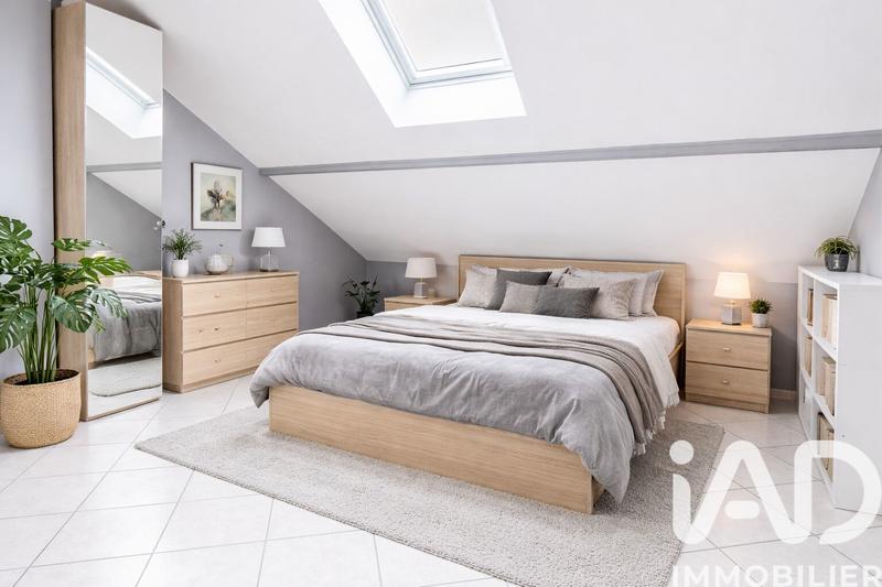 Maison - 136 m² - 6 pièces