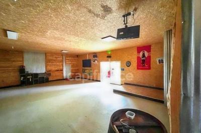 Local artisanal - 529 m² - 4 pièces