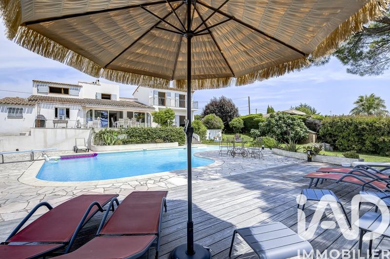 Maison - 160 m² - 6 pièces