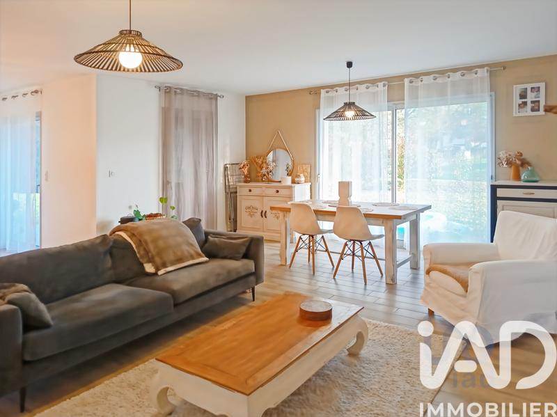 Maison - 102 m² - 4 pièces