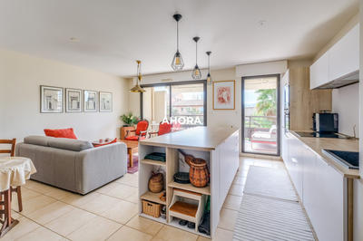 Appartement - 82 m² - 4 pièces