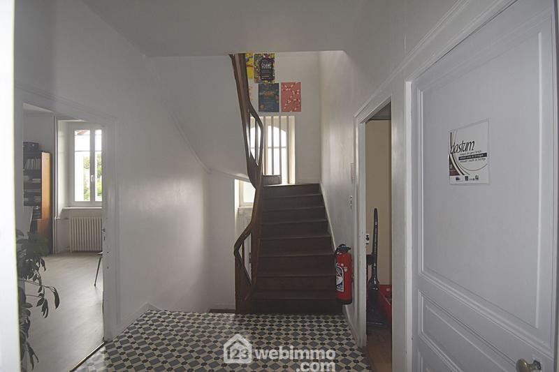 Immeuble - 285 m² - 12 pièces