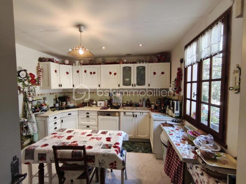 Maison - 95 m² - 4 pièces