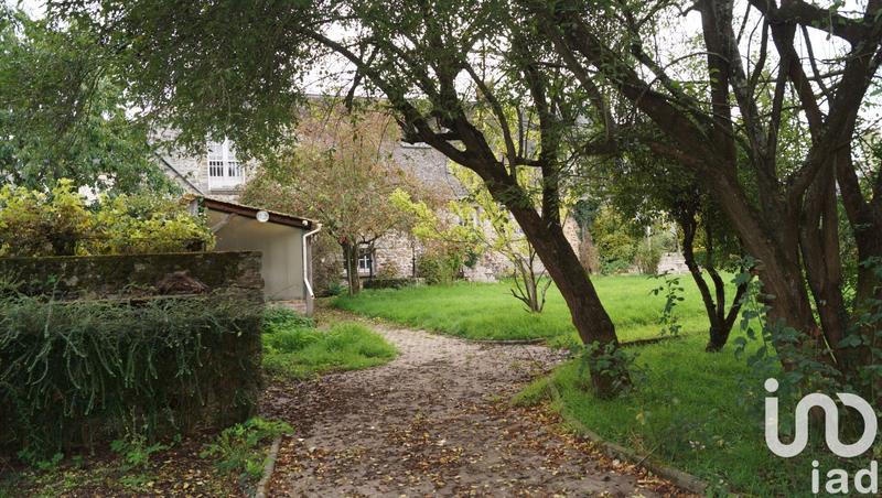 Maison - 236 m² - 8 pièces