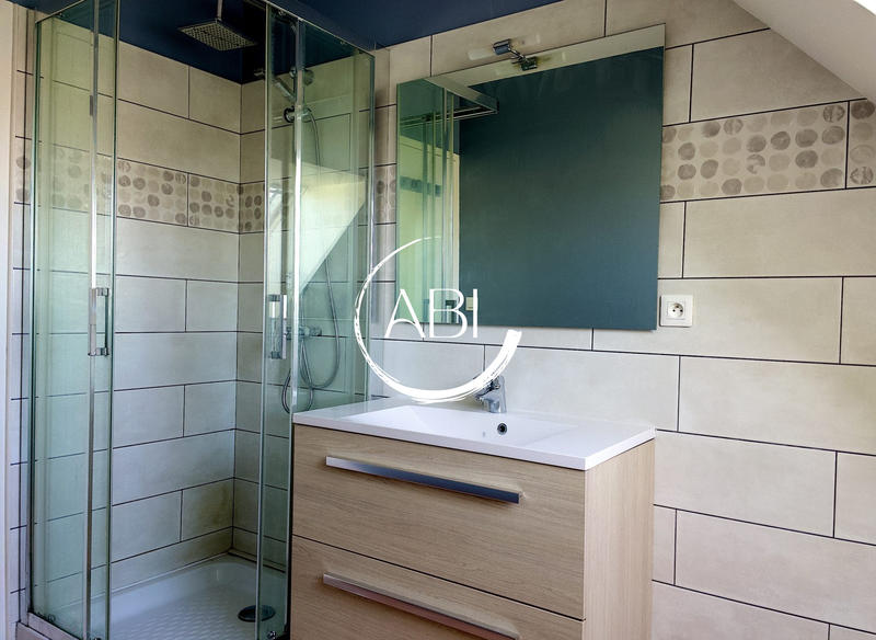 Maison traditionnelle - 115 m² - 4 pièces