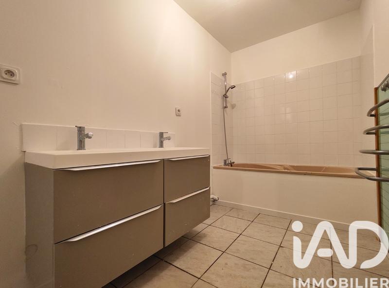 Maison - 85 m² - 5 pièces